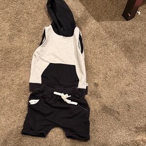 Little bios Two-Piece Hooded Tank and Shorts Set - Black & Light Gray